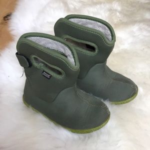 BOGS boots - olive & sage green - toddler size 9